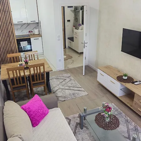 Apartment L&s
