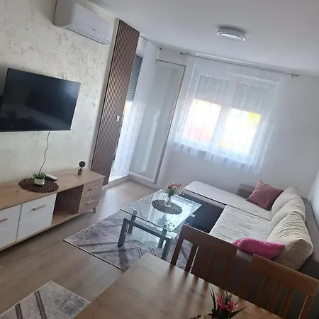 Apartman L&s *